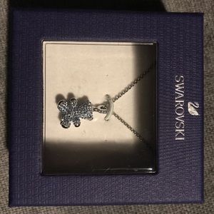 NWT Swarovski teddy necklace 3D light blue silver